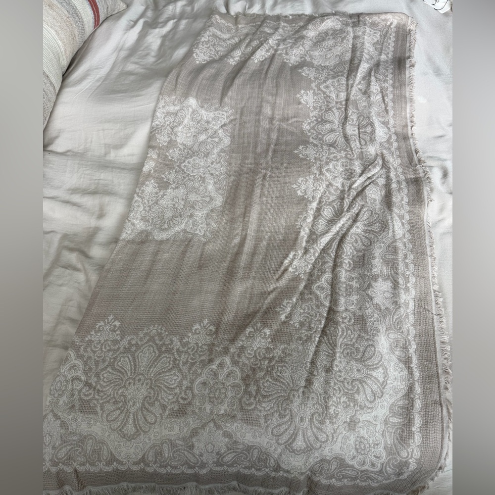 Neutral patterned Lightweight Scarf